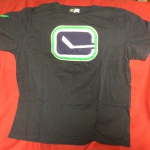 NHL. Vancouver Canucks tshirt